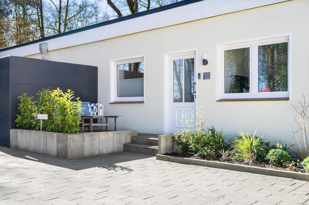 Vivid - Ideal Fuer 4 - Strandnaehe Mit 2 Terrassen - 2 Sz & Wz Varel Exterior photo